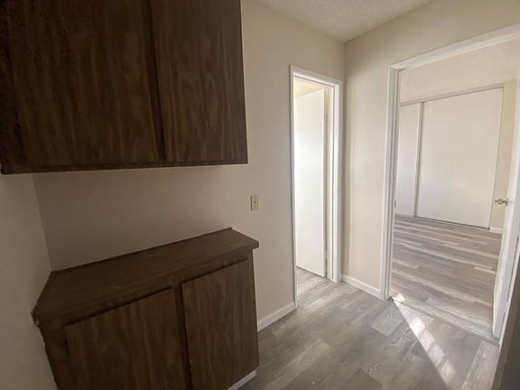 5th image of 2905 47th St