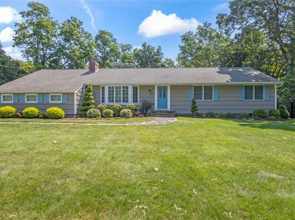 3 Maple Road, Setauket, NY 11733