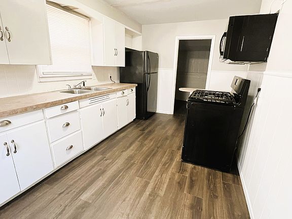 824 W McCormick Kitchen 1_09042024