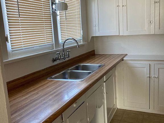 5th image of 2223-2229 E 7th St #2223
