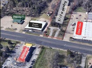 3110 W Gentry Pkwy, Tyler, TX 75702