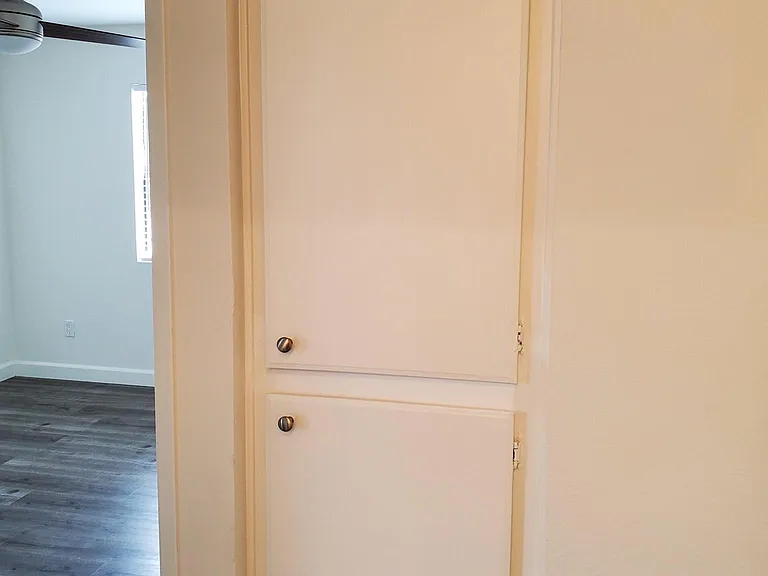 12750 Vanowen St #4 — Photo 16