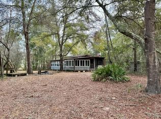 33 NE 828th St, Old Town, FL 32680