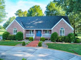 6345 Blandville Rd, Paducah, KY 42001