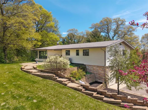 E655 Woodridge Drive, Eau Claire, WI 54701