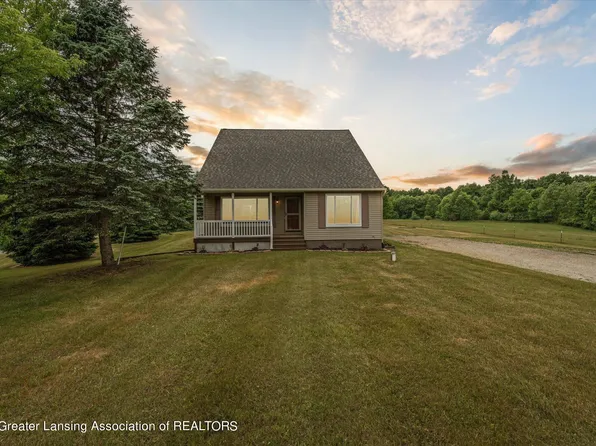 665 Grovenburg Rd, Mason, MI 48854