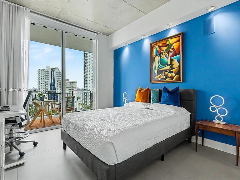 2275 Biscayne Blvd #1004 — Photo 13