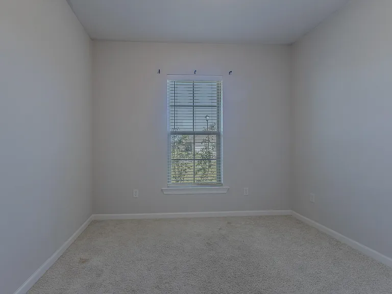 1835 Bowen Rd — Photo 24