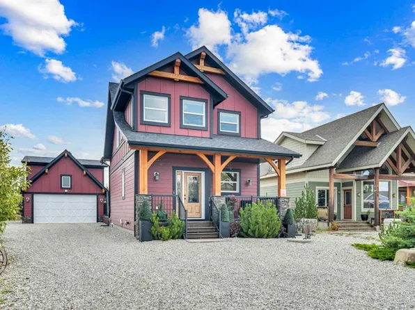 210 Cottageclub Dr, Rocky View County, AB T0L 1N0