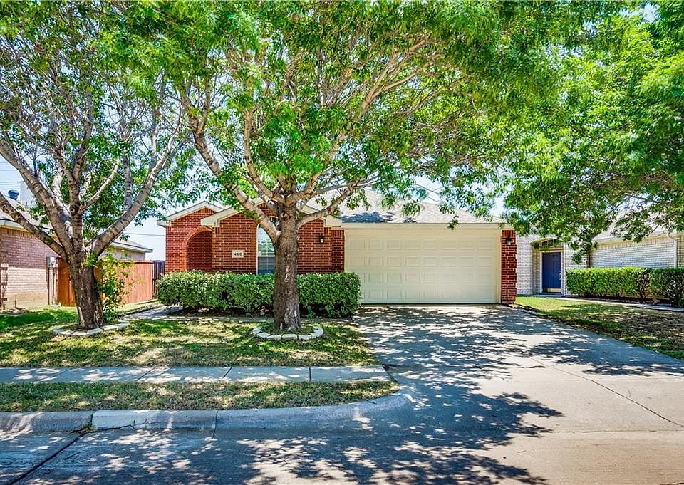 1st image of 460 Port Lavaca Dr