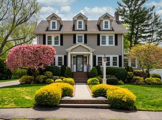 90 Meredith Cir, Milton, MA 02186