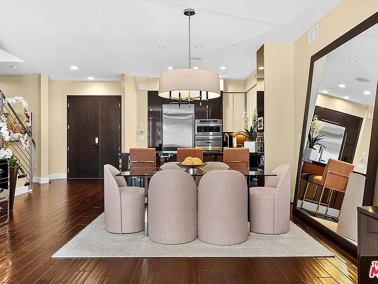 1318 S Roxbury Dr #314 — Photo 17
