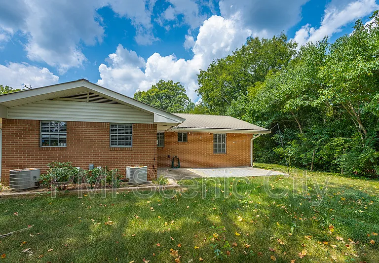 2508 Woodfin Ave — Photo 26
