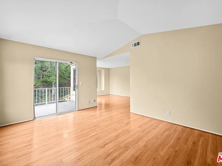18639 Nathan Hill Dr #9 — Photo 29