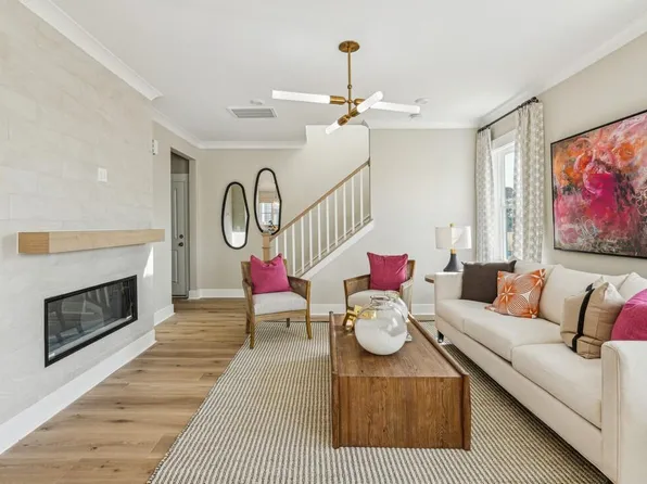 601 Brackenberry Aly, Wake Forest, NC 27587