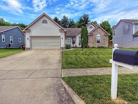 2nd image of 416 Kingston Cir