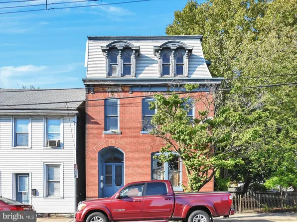 123 W Main Ave, Myerstown, PA 17067