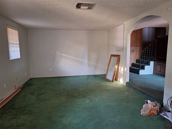 3rd image of 1321 SW 62nd St