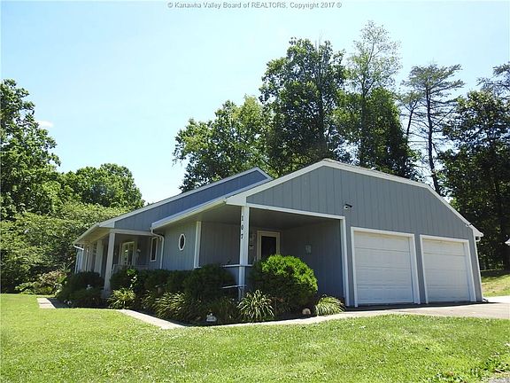 2nd image of 107 Chapman Ln