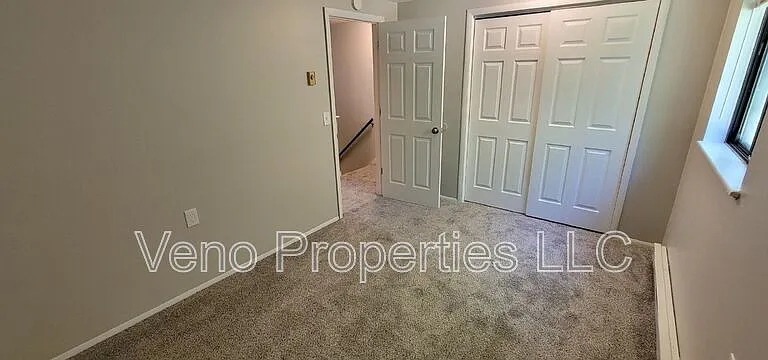 40 McIntyre St #B2 — Photo 17