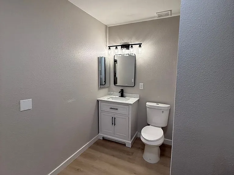 316 E Dunbar Dr — Photo 16