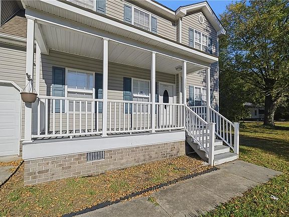3rd image of 1105 Old Buckroe Rd