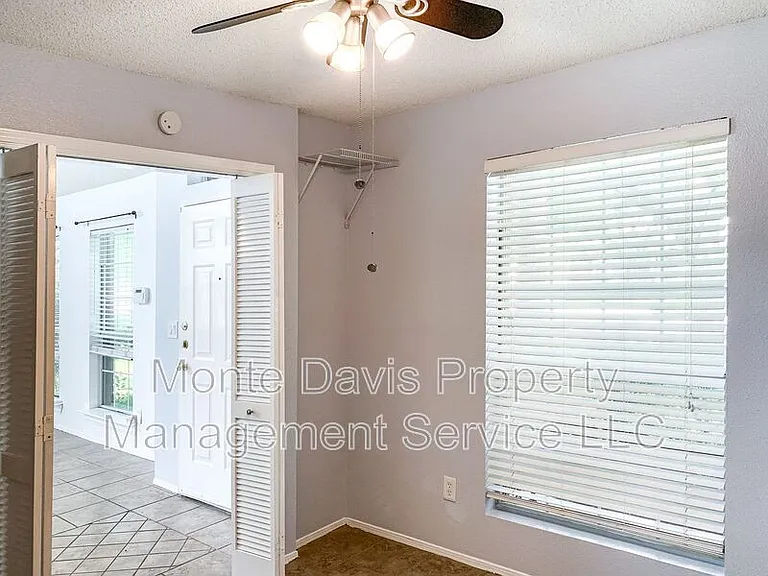 11506 Gun Fight Ln — Photo 17
