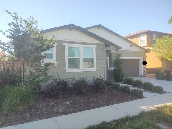 2442 F St, Tracy, CA 95376