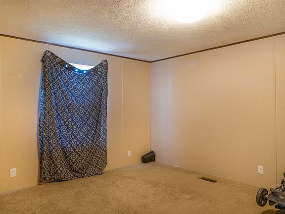 5th image of 83700 S 4730th Rd