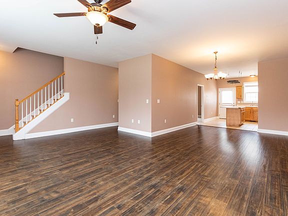 4th image of 34 Union Chapel Rd APT 11