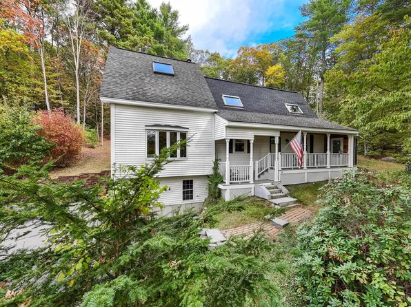 18 Adams Street, Milford, NH 03055