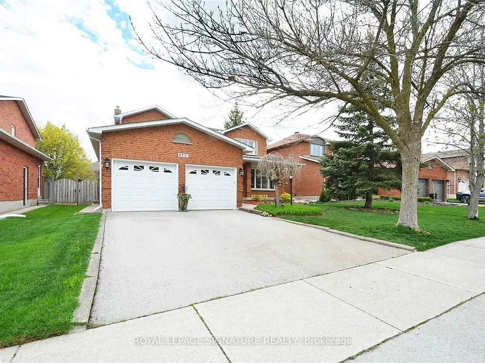 1380 Windrush Dr