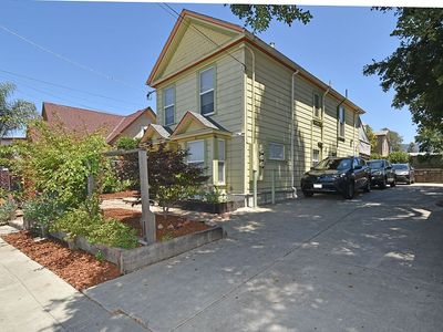 3522 Brookdale Ave #B, Oakland, CA, 94619