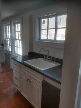 1 bed, 900 sqft, $1,595 — Photo 4