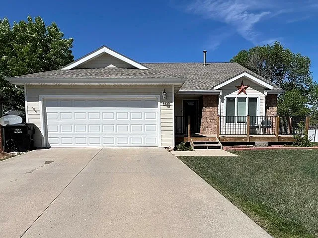 4222 Range View Ct — Photo 1