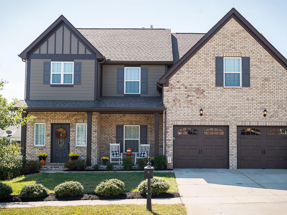 1st image of 2207 Chaucer Park Ln