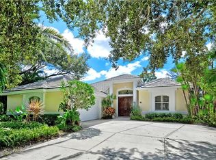 69 Bay Head Ln, Osprey, FL 34229