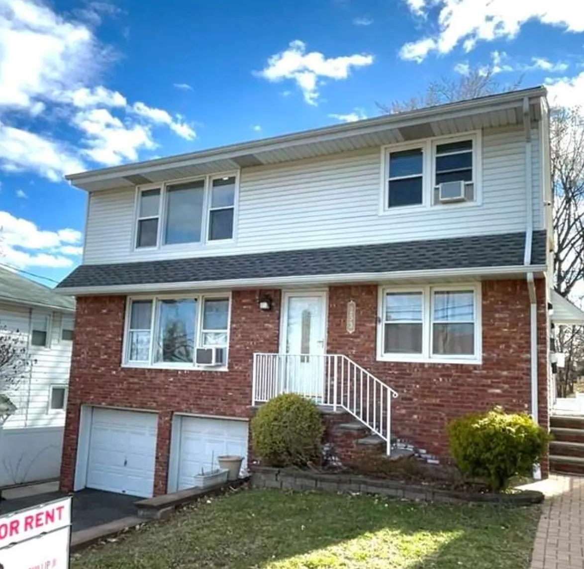 3 bed, $3,000 — Photo 1