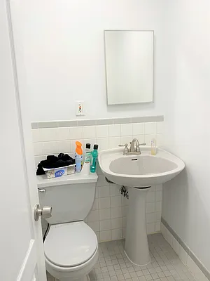 Rented by Douglas Elliman | media 20