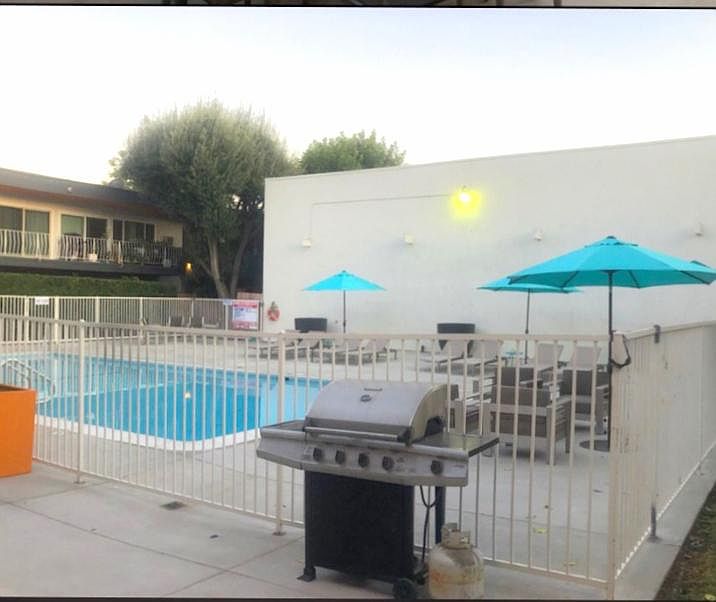 1st image of 17938 Burbank Blvd APT 25