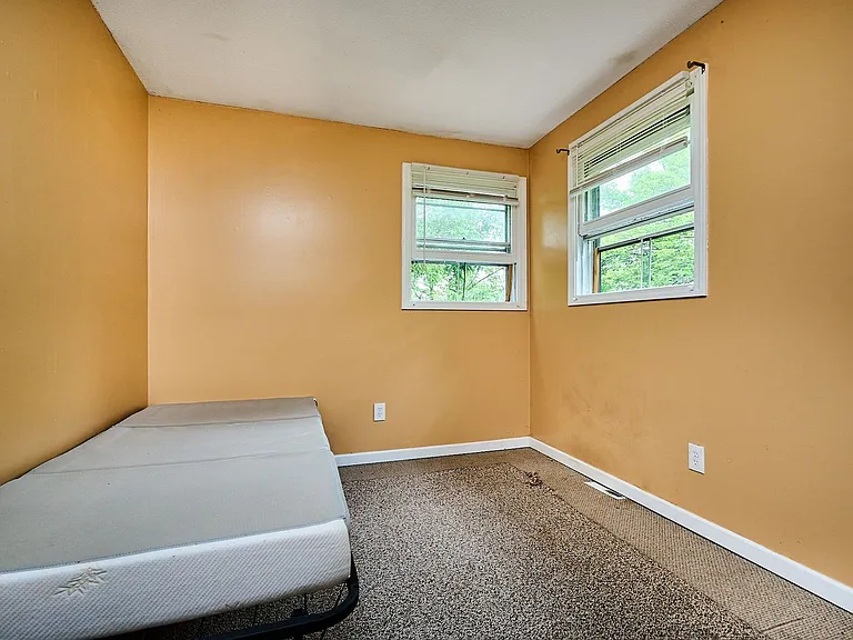 167 Rocky Hill Rd — Photo 11