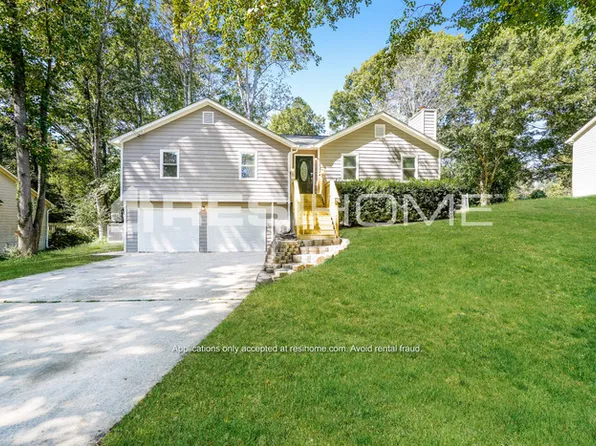 2695 Springside Ct, Douglasville, GA 30135