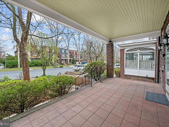 3rd image of 2705 Baynard Blvd
