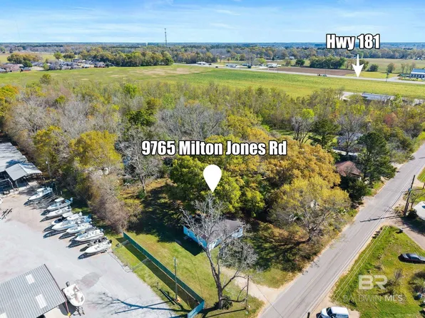 9765 Milton Jones Rd, Daphne, AL 36526