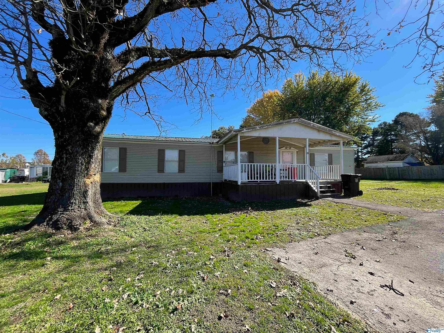 11 Main St, Dutton, AL 35744 Zillow