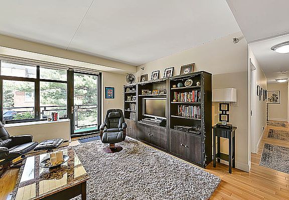 3rd image of 3536 Cambridge Ave APT 7C