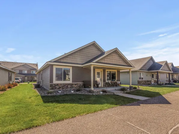 1856 Greenwood Valley Dr, River Falls, WI 54022