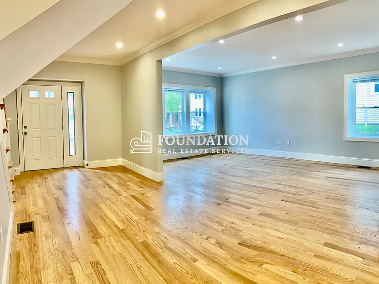 18 Bothwell Rd #1 — Photo 6