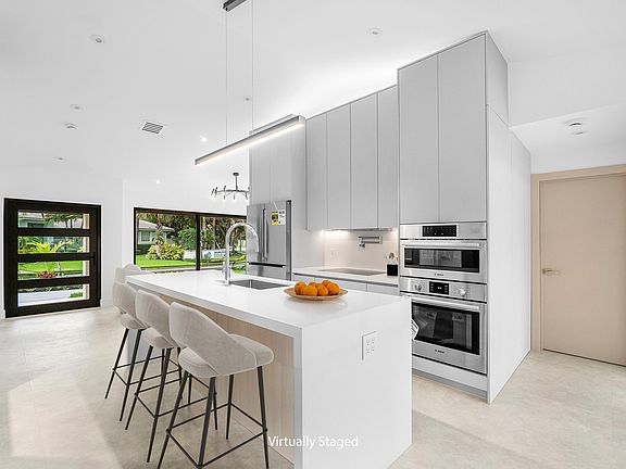 2nd image of 1291 Bimini Lane