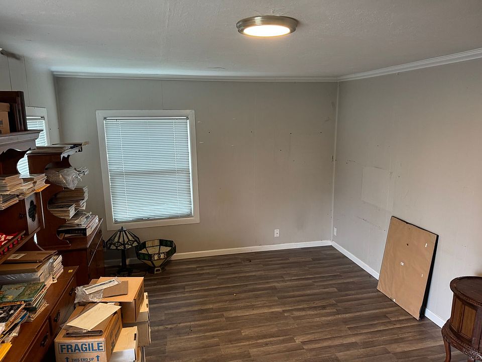 1st image of 3785 Main St